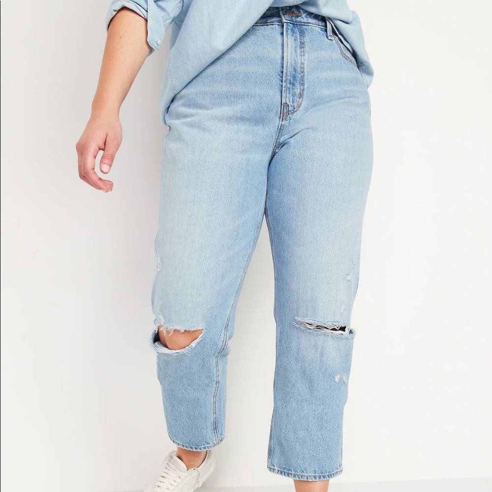 Old Navy Slouchy Straight Cropped Ripped Jeans